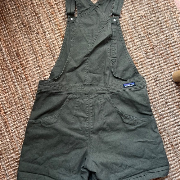 Patagonia Stand Up Overall Shorts in Basin Green - Picture 6 of 10